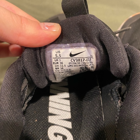 Nike Womens Size 5.5 Running shoe - Picture 3 of 5